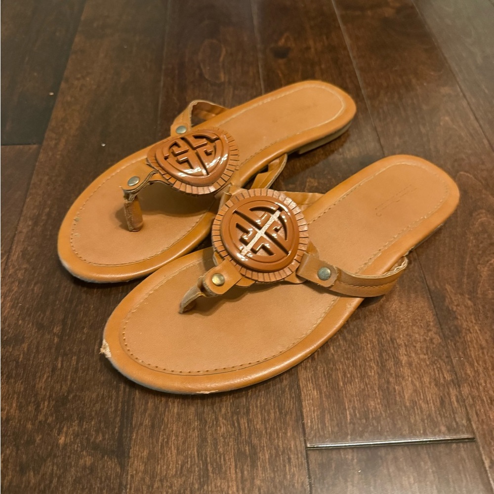 Pierre Dumas Women's Tan Sandals